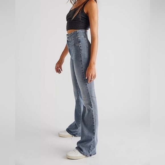 NEW Free People We The Free Jayde Flare High Rise Jeans 31 - Picture 4 of 12